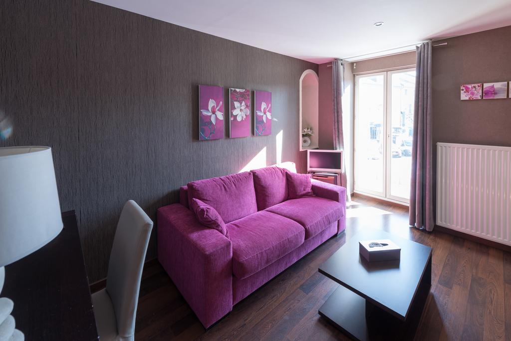 Hotel Saint-Pierre Понтарлье Номер фото